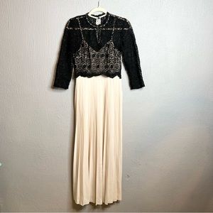 Modcloth Unique You Seek Twofer Dress Little Mistress maxi dress size 2 Womens